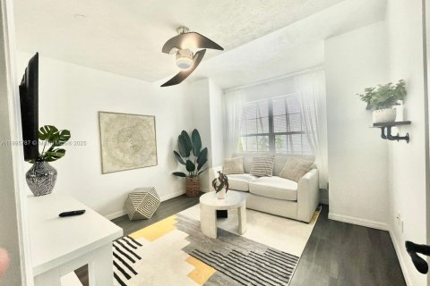 Casa en alquiler en St. Lucie, Florida, 3 dormitorios, 174.28 m2 № 1950234 - foto 11