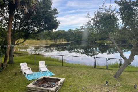 Casa en alquiler en St. Lucie, Florida, 3 dormitorios, 174.28 m2 № 1950234 - foto 17