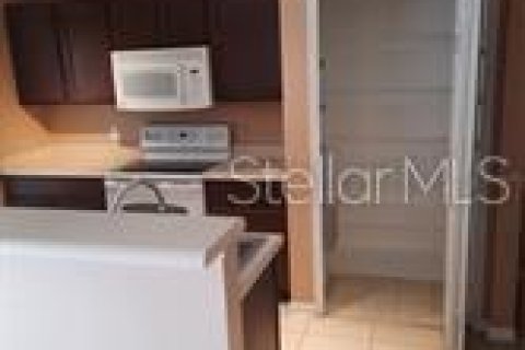 Townhouse in Lakeland, Florida 3 bedrooms, 164.53 sq.m. № 1902468 - photo 4
