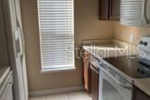 Townhouse in Lakeland, Florida 3 bedrooms, 164.53 sq.m. № 1902468 - photo 3