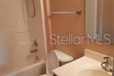 Townhouse in Lakeland, Florida 3 bedrooms, 164.53 sq.m. № 1902468 - photo 12