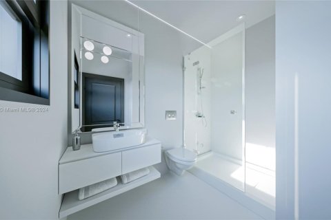 Townhouse in Pompano Beach, Florida 3 bedrooms № 1984915 - photo 8