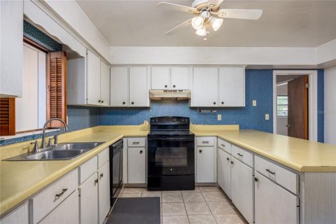 House in Gainesville, Florida 3 bedrooms, 234.86 sq.m. № 1782354 - photo 16