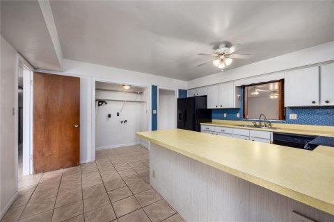 House in Gainesville, Florida 3 bedrooms, 234.86 sq.m. № 1782354 - photo 13