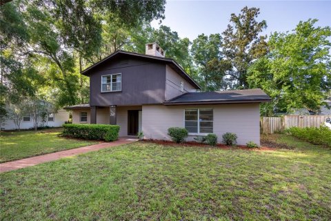 House in Gainesville, Florida 3 bedrooms, 234.86 sq.m. № 1782354 - photo 2