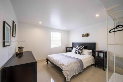 Appartement à louer à Miami, Floride: 2 chambres, 90.12 m2 № 1955701 - photo 8