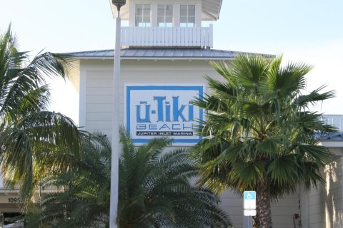 Touwnhouse à louer à Jupiter, Floride: 3 chambres, 184.88 m2 № 1038336 - photo 1