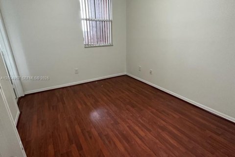 Townhouse in Dania Beach, Florida 3 bedrooms, 130.99 sq.m. № 2068998 - photo 4