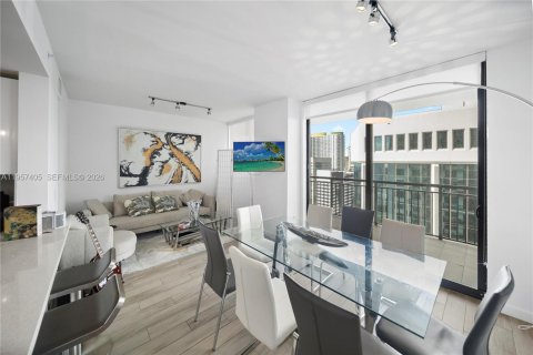Condominio en venta en Miami, Florida, 1 dormitorio, 76.92 m2 № 2029071 - foto 5
