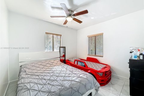 House in Miami, Florida 2 bedrooms, 85.84 sq.m. № 1928140 - photo 22