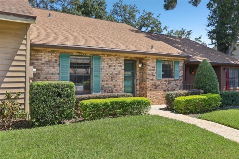 Townhouse in Eustis, Florida 2 bedrooms, 96.8 sq.m. № 1886681 - photo 3