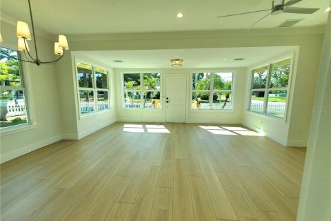 Villa ou maison à louer à Punta Gorda, Floride: 2 chambres, 72.46 m2 № 2378283 - photo 6