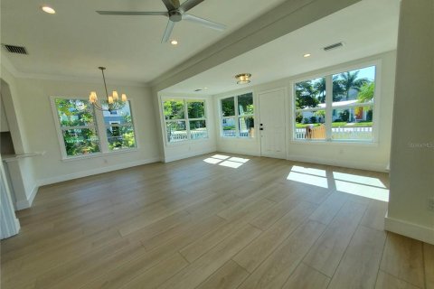 Villa ou maison à louer à Punta Gorda, Floride: 2 chambres, 72.46 m2 № 2378283 - photo 8