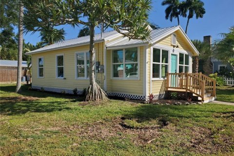 Villa ou maison à Punta Gorda, Floride 2 chambres, 72.46 m2 № 2378283