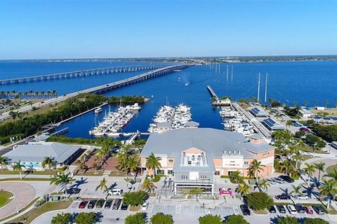 Villa ou maison à louer à Punta Gorda, Floride: 2 chambres, 72.46 m2 № 2378283 - photo 25
