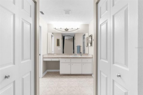 Villa ou maison à vendre à New Port Richey, Floride: 2 chambres, 147.06 m2 № 2360621 - photo 16