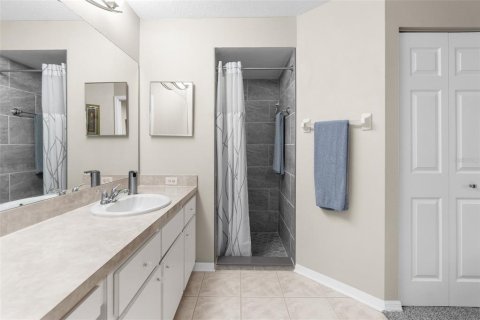 Villa ou maison à vendre à New Port Richey, Floride: 2 chambres, 147.06 m2 № 2360621 - photo 17