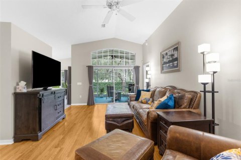 Villa ou maison à vendre à New Port Richey, Floride: 2 chambres, 147.06 m2 № 2360621 - photo 5