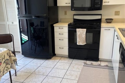 House in Sarasota, Florida 2 bedrooms, 115.29 sq.m. № 1874084 - photo 26
