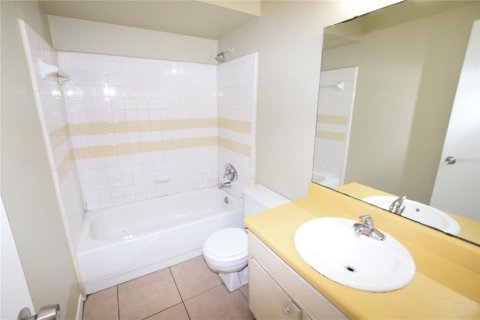 Apartamento en alquiler en Orlando, Florida, 2 dormitorios, 86.4 m2 № 1905607 - foto 12