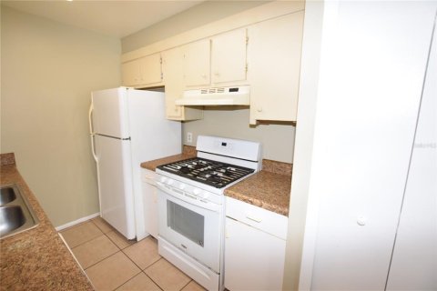 Apartamento en alquiler en Orlando, Florida, 2 dormitorios, 86.4 m2 № 1905607 - foto 10
