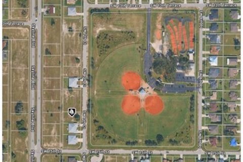 Land in Cape Coral, Florida № 2095475 - photo 2