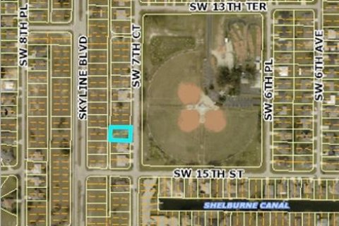 Land in Cape Coral, Florida № 2095475