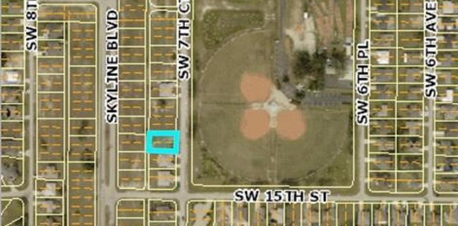 Land in Cape Coral, Florida № 2095475