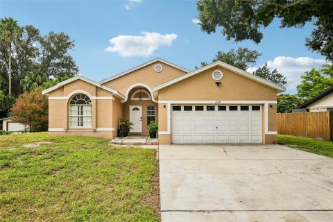 House in Clearwater, Florida 3 bedrooms, 161.09 sq.m. № 2289568