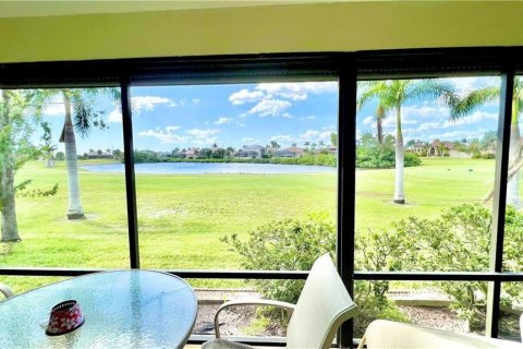 House in Punta Gorda, Florida 3 bedrooms, 146.04 sq.m. № 1537749 - photo 20