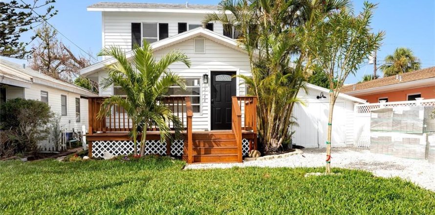Casa en Madeira Beach, Florida 3 dormitorios, 124.12 m2 № 1913889