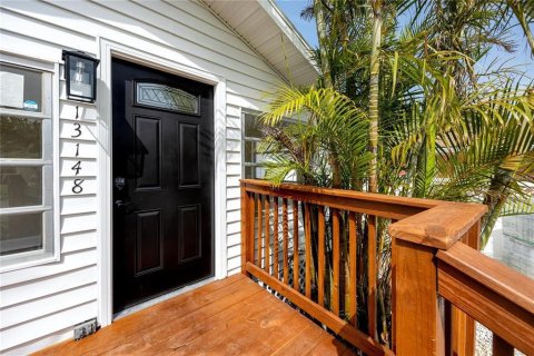 Casa en alquiler en Madeira Beach, Florida, 3 dormitorios, 124.12 m2 № 1913889 - foto 6