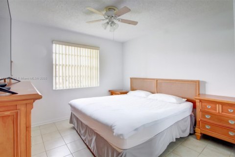 Condominio en venta en Homestead, Florida, 3 dormitorios, 113.34 m2 № 1881487 - foto 14