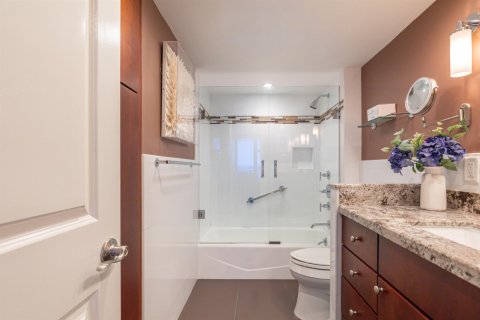 Condo in Lauderdale-by-the-Sea, Florida, 1 bedroom  № 2086644 - photo 30