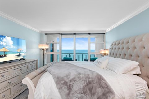 Condo in Lauderdale-by-the-Sea, Florida, 1 bedroom  № 2086644 - photo 27