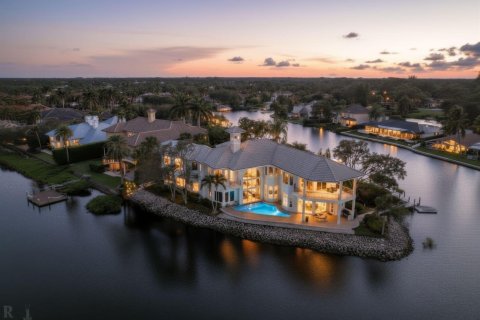 Casa en Jupiter, Florida 4 dormitorios, 528.15 m2 № 2087365
