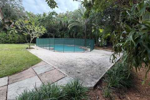 Casa en alquiler en Coral Gables, Florida, 3 dormitorios, 127.65 m2 № 1948802 - foto 2