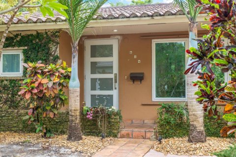 Casa en alquiler en Coral Gables, Florida, 3 dormitorios, 127.65 m2 № 1948802 - foto 29