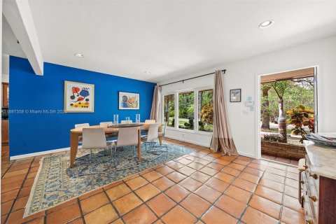 Casa en alquiler en Coral Gables, Florida, 3 dormitorios, 127.65 m2 № 1948802 - foto 18