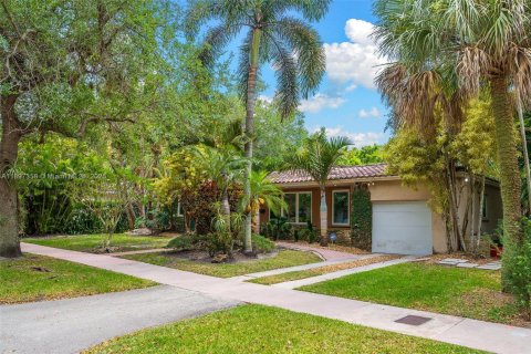 Casa en alquiler en Coral Gables, Florida, 3 dormitorios, 127.65 m2 № 1948802 - foto 30