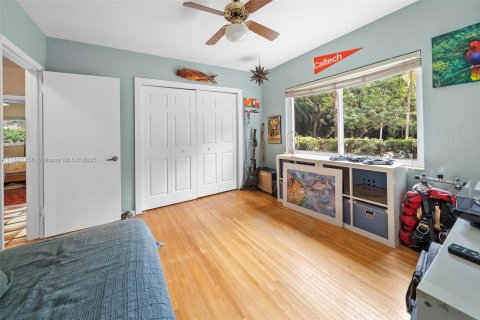 Casa en alquiler en Coral Gables, Florida, 3 dormitorios, 127.65 m2 № 1948802 - foto 21