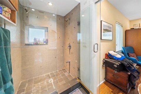 Casa en alquiler en Coral Gables, Florida, 3 dormitorios, 127.65 m2 № 1948802 - foto 25