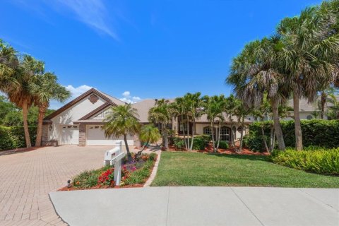 Casa en Belleair, Florida 4 dormitorios, 462.19 m2 № 2129840
