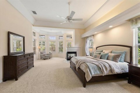 House in Belleair, Florida 4 bedrooms, 462.19 sq.m. № 2129840 - photo 16