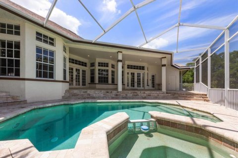 House in Belleair, Florida 4 bedrooms, 462.19 sq.m. № 2129840 - photo 30