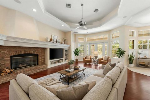 House in Belleair, Florida 4 bedrooms, 462.19 sq.m. № 2129840 - photo 15