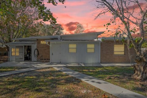 Casa en venta en DeLand, Florida, 3 dormitorios, 182.92 m2 № 1724105 - foto 25