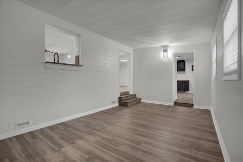 Casa en venta en DeLand, Florida, 3 dormitorios, 182.92 m2 № 1724105 - foto 13