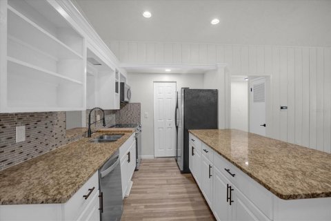 Casa en venta en DeLand, Florida, 3 dormitorios, 182.92 m2 № 1724105 - foto 8
