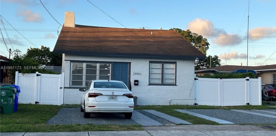 Villa ou maison à Miami, Floride 3 chambres, 141.4 m2 № 2008811